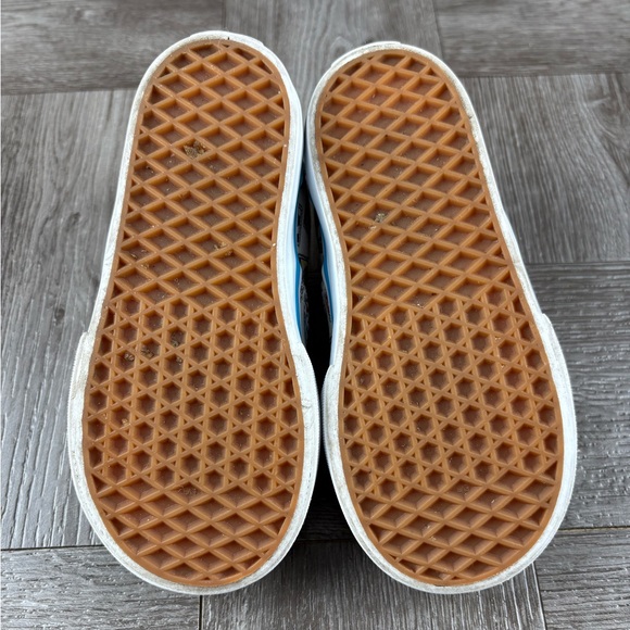 Vans x (Where’s Waldo?) Postage Toddler Size 6.5 Sneakers Shoes All Over Print - Picture 10 of 14